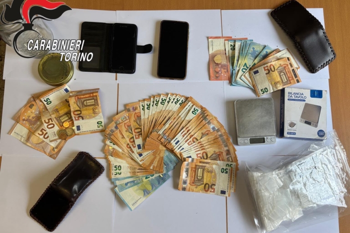Coassolo , droga in casa: arrestato un trentenne originario del Ciriacese, denunciata una donna del Rivolese