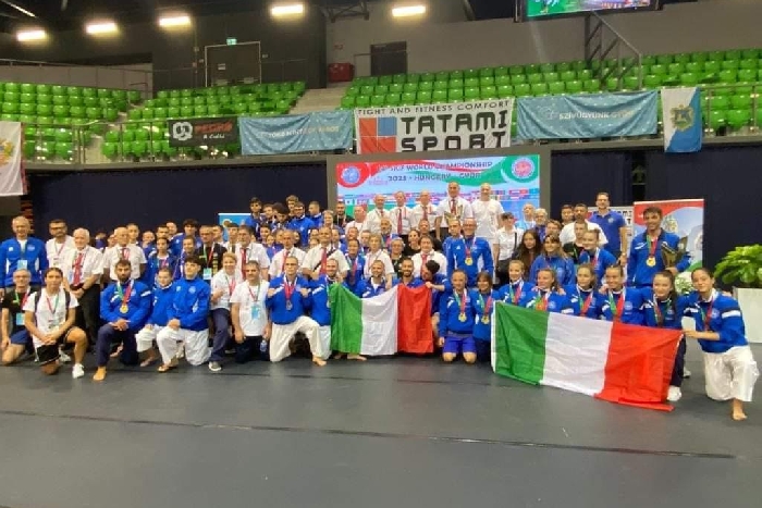 Eccellenza nel Karate: Rossana Schillaci  premia  gli atleti  del  campionato mondiale di Győr